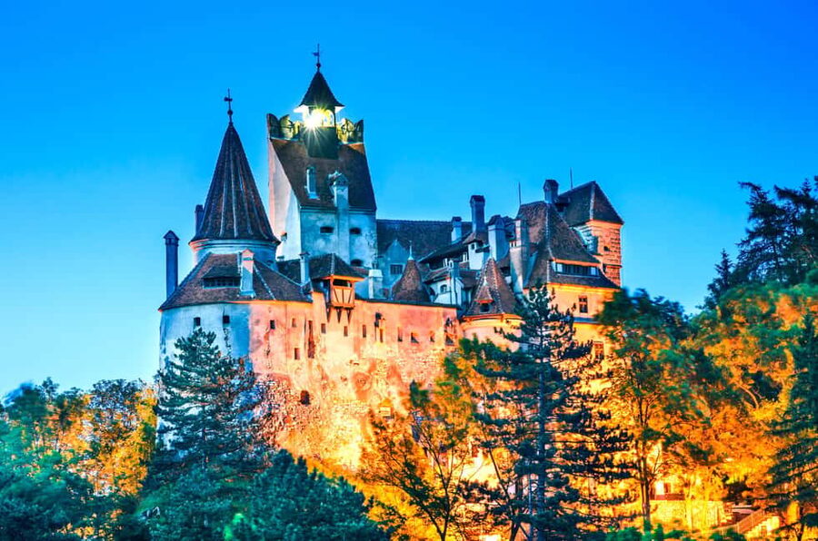 1-Day Minivan Tour 3 Castles: Peles, Wednesday & Dracula’s - Peles Castle: the royal centerpiece