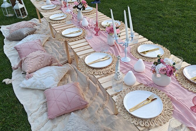 2-Hour Luxury Picnic in Cluj-Napoca Romania - A private celebration rather than a tour