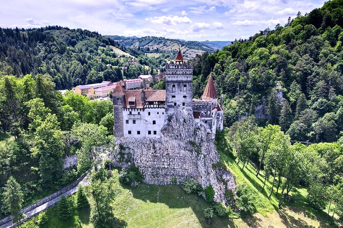 3-Castle: Peles,Bran,Rasnov,Sinaia Monastery from Brasov w pickup - Bran Castle, Dracula, and the reality behind the legend