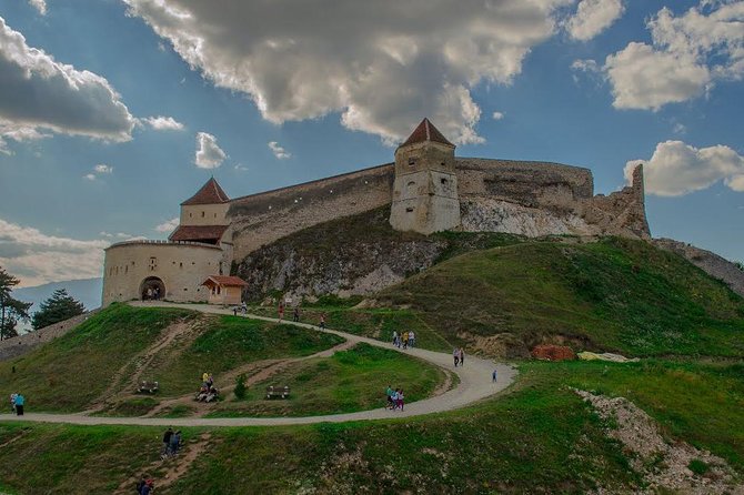 3-Castle: Peles,Bran,Rasnov,Sinaia Monastery from Brasov w pickup - Guides, pacing, and the small-group advantage