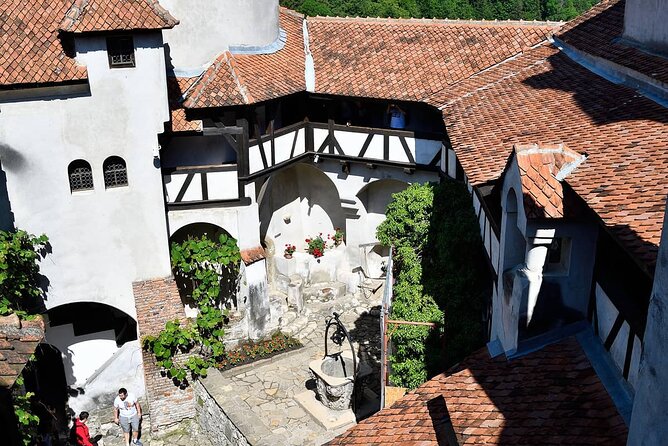 3-Day Tour of Transylvania’s Landmarks from Bucharest - The Transfăgărășan route depends on the calendar