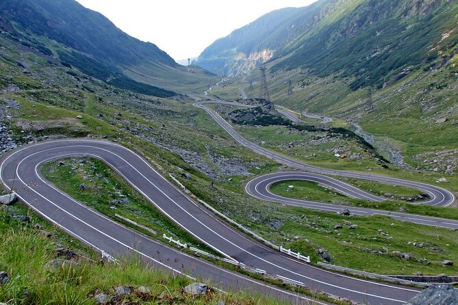 3 Days Private Tour in Romania with Transfagarasan Road - Day one: royal tombs, Dracula’s fortress, and the Transfagarasan