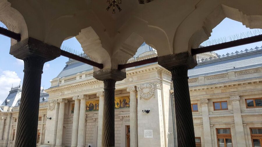 3-Hour Guided Tour of Communist Bucharest - Following the 1989 revolution