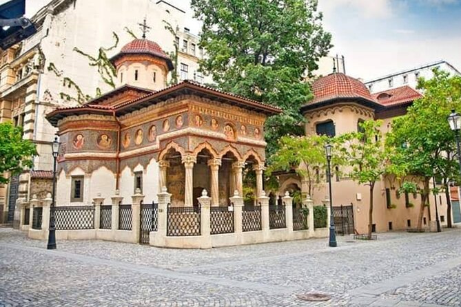 3h Bucharest Private Walking Tour - only your group - Revolution Square puts 1989 in context