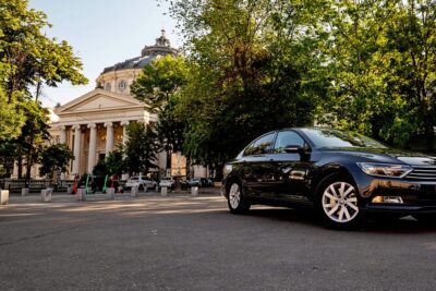 4h Bucharest Private Tour (2h by Car and 2h Walking in Old Town)