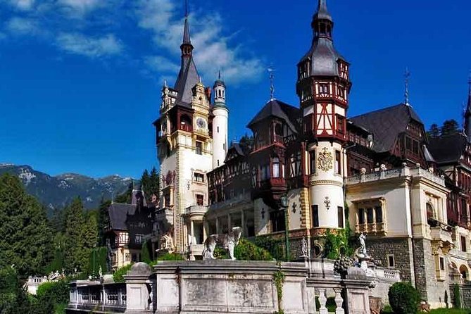 5-Day Private Dracula's Legends Tour from Bucharest - Day four: Târgu Mureș, Sighișoara, and Brașov