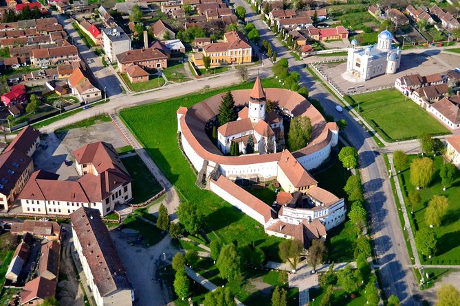 6 Days Transylvania and Bukovina Small Group Tour from Bucharest - Day 3: Bucovina’s painted monasteries and Marginea pottery