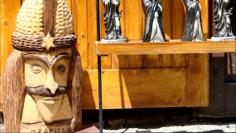 7h Dracula's Castle Private Tour from Bucharest - Fast Tour - What a private guide changes