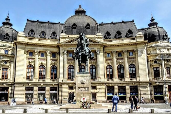 8h Bucharest full-day Tour, Parliament and Top Attraction, Privat - Old Town: Bucharest on foot