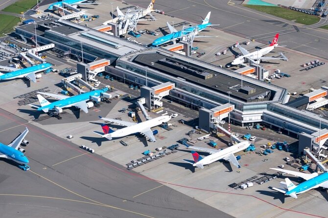 Airport Transfer -One way Bucharest Otopeni Henri Coandă Airport - Hotel pickup and the trip to departures
