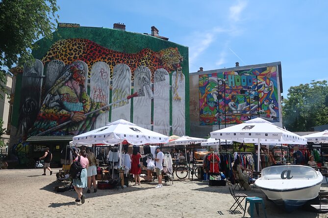 Alternative Bucharest: 2.5-3 Hours Walking tour (Small groups) - Pasajul Victoriei and Bucharest’s side streets