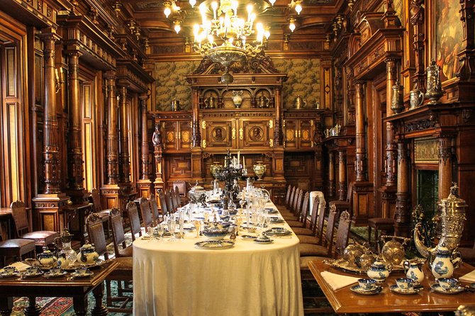 Bear Sanctuary, Bran (Dracula) Castle, Peles Castle From Brasov - What the $132.53 price really covers