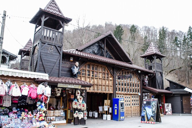 Bran Castle, Bear Sanctuary, and Rasnov Fortress Half Day Tour - Who will enjoy this route most