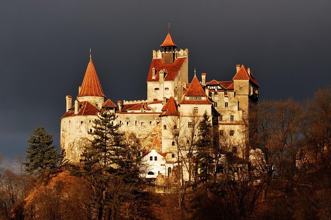 Bran Castle Entry Tickets - Walking through the fortress in 1 to 2 hours