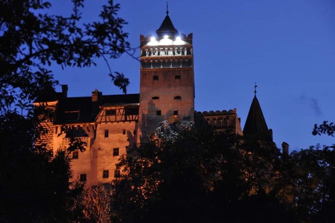Brasov: Bear Sanctuary, Bran Castle & Rasnov Fortress GUIDED Tour - Rasnov and the question of the fortress visit