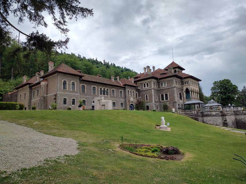 Brasov: Bran, Peles and Cantacuzino Castles Day Tour - Final call: a strong castle sampler from Brașov