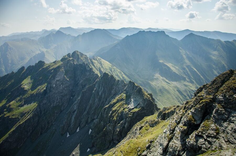 Brasov: Private Fagaras Mountains Trekking Tour - Crowds, weather, and the best time to go