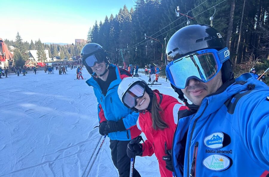 Brasov: Ski Lessons Day Trip For All Ages And Levels - From Livada Poștei to Poiana Brasov