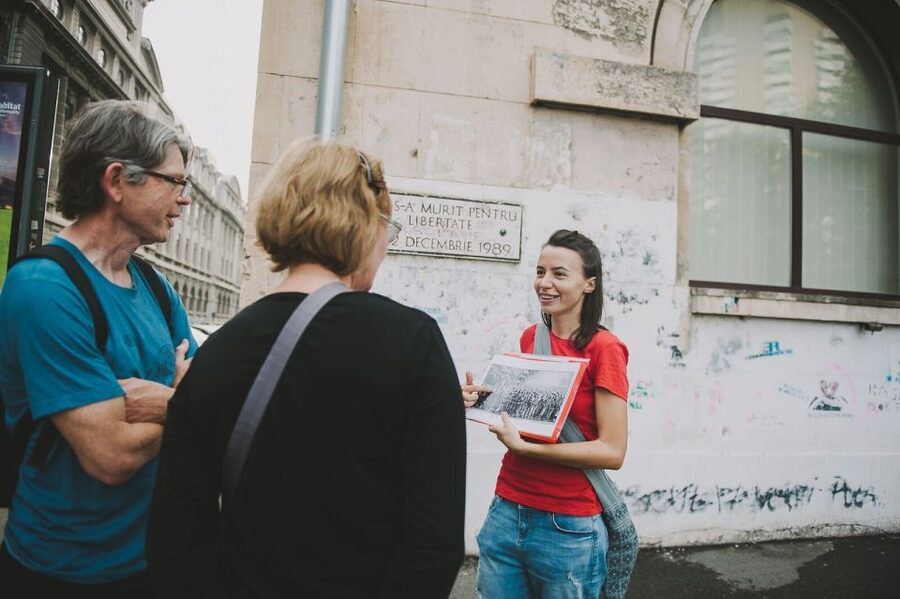 Bucharest: 3-Hour Dark History Tour with a Local - What the three hours feel like in practice