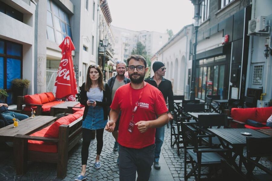 Bucharest: 3-Hour Walking Tour - Following Victory Avenue toward the old center