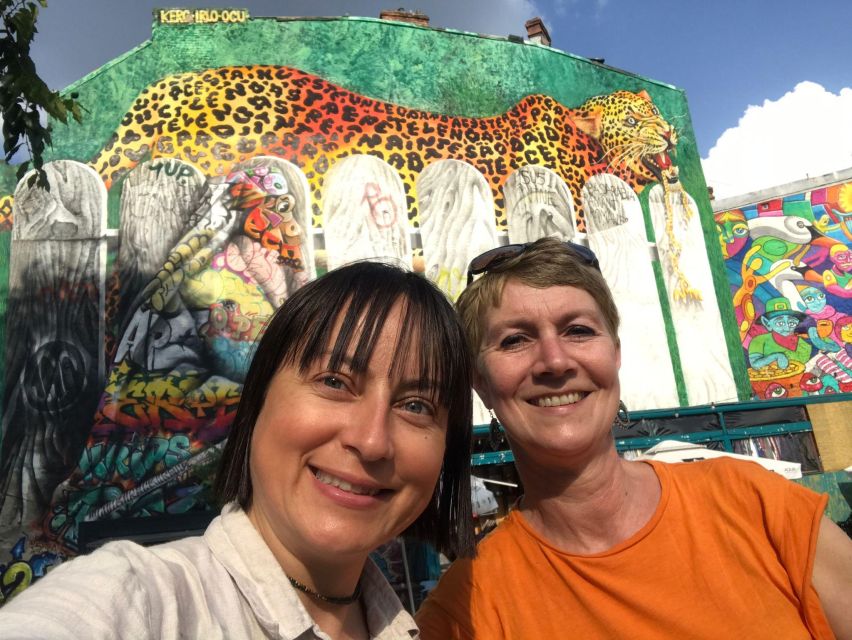 Bucharest: Alternative Sightseeing 2.5-3h-Hour Guided Tour - Walking along Calea Victoriei
