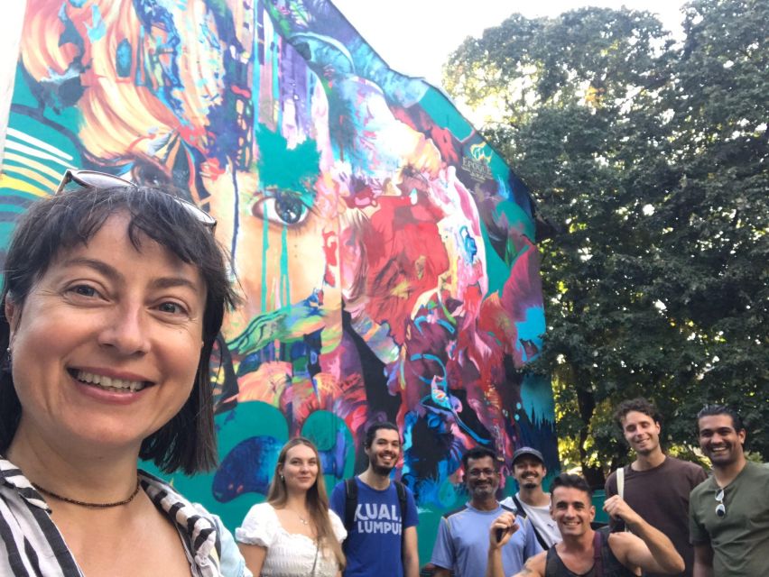Bucharest: Alternative Sightseeing 2.5-3h-Hour Guided Tour - Bram Stoker, Dracula, and a masonic mural