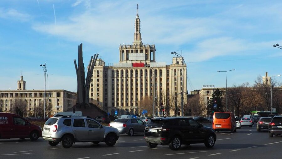 Bucharest by car - full day 'stop and visit' experience - Bellu Cemetery and Bucharest’s quieter side