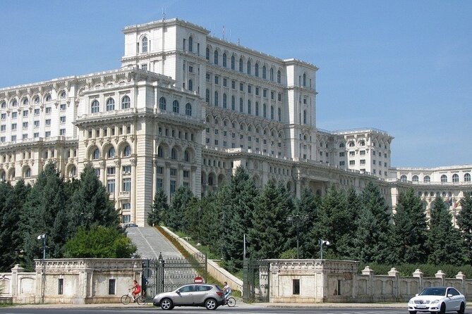 Bucharest City Tour 4h - Starting in a private car