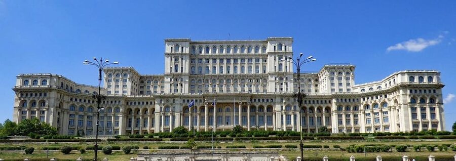 Bucharest city tour by car - The Romanian Athenaeum and Victoria Avenue