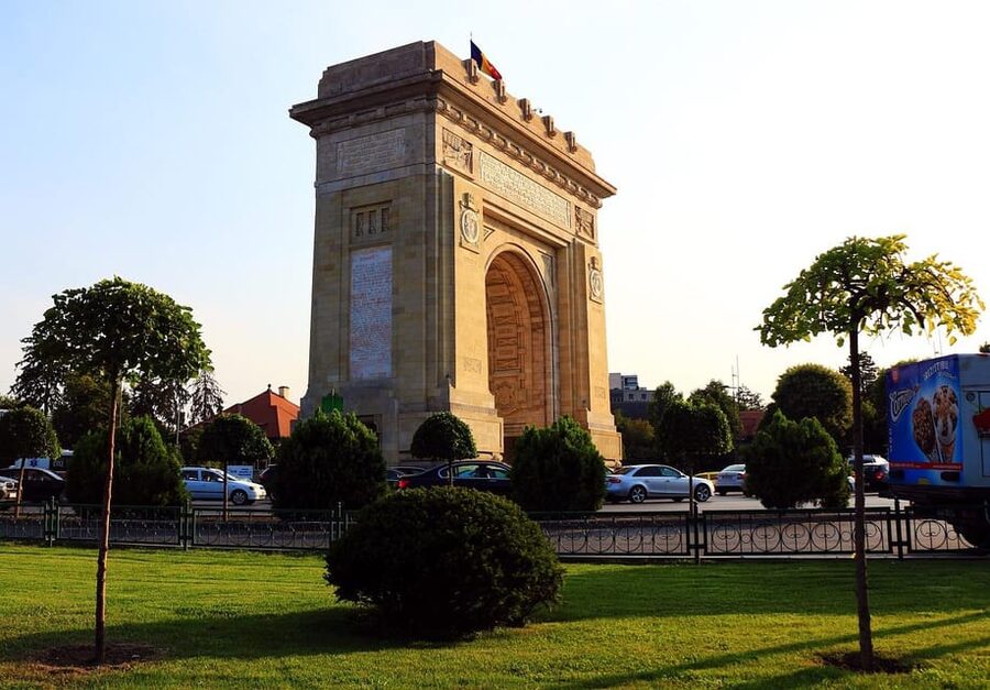 Bucharest city tour by car - How the timing works in real life