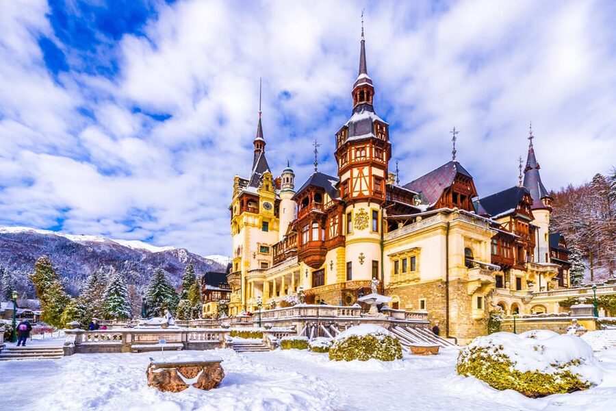 Bucharest : Day Trip Dracula's Castle ,Peles Castle & Brașov - Brașov brings the day back to street level