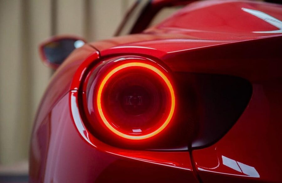 Bucharest: Ferrari Driving Experience - SHORT 10min - Practical advice before you arrive
