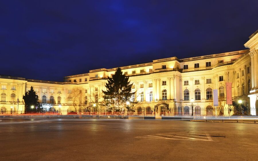 Bucharest: Half Day Bike Tour - Group size, timing, and practical planning