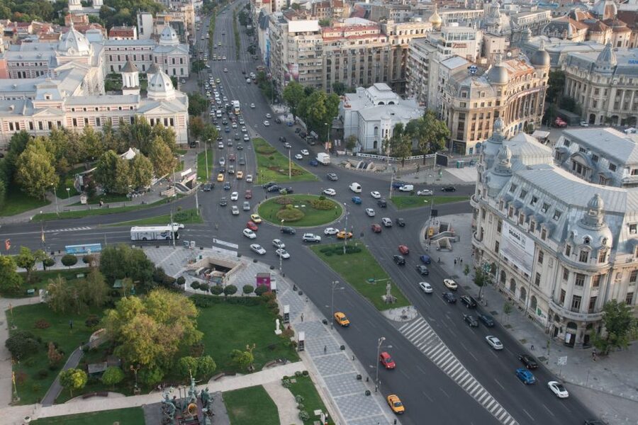 Bucharest: Half-Day Sightseeing Tour - Revolution Square and the events of 1989