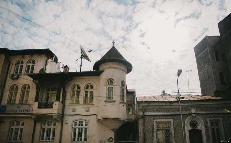 Bucharest: Hidden Gems 2.5-Hour Walking Tour - A covrig and the taste of old Bucharest