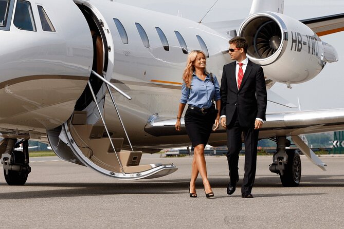 Bucharest Luxury Airport Transfer with Minivan and Business Cars - A private arrival in Bucharest without the taxi queue