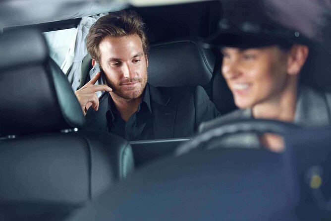Bucharest Luxury Airport Transfer with Minivan and Business Cars - A short route with the chance for local context