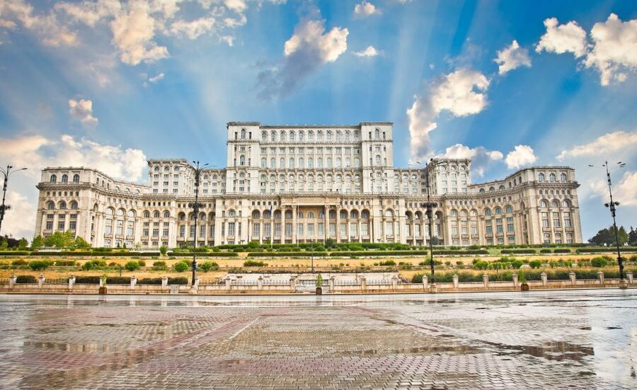 Bucharest: Palace of Parliament Tickets and Guide - The Honor Hallway and Romania’s Kings