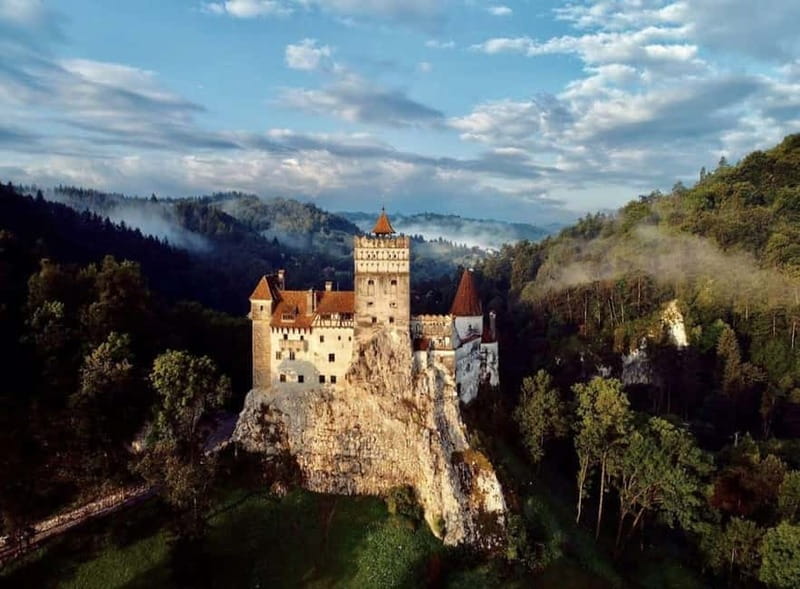 Bucharest: Peles and Bran Castles and Brasov Day Trip - Three famous sights, one very long day