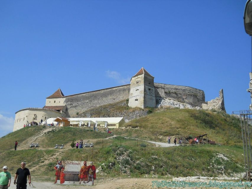 Bucharest: Peles Castle, Dracula's Castle and Brasov Tour - Guide quality can shape the whole day