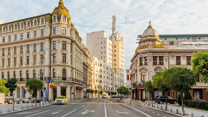 Bucharest Private City Tour 4h with Hotel Pickup & Drop-Off - Piața Unirii and the city between monuments