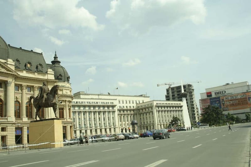 Bucharest Private City Tour 4h with Hotel Pickup & Drop-Off - How the guide affects the experience