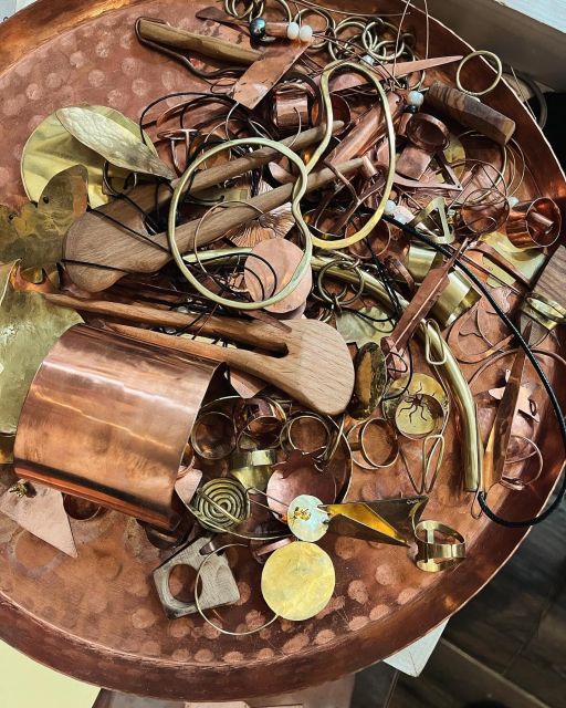 Bucharest: Real Roma Community - Crafting Workshop - Choosing copper or upgrading to silver