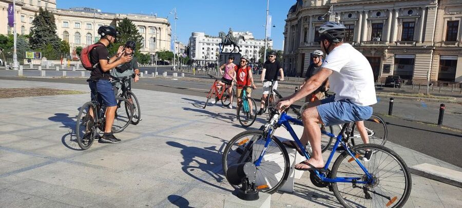 Bucharest Sightseeing Tour - What the minivan adds to a four-hour tour