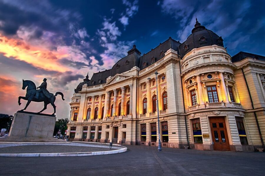Bucharest & Surroundings: Half Day Tour - Bucharest in one morning, from Roman roots to the Revolution