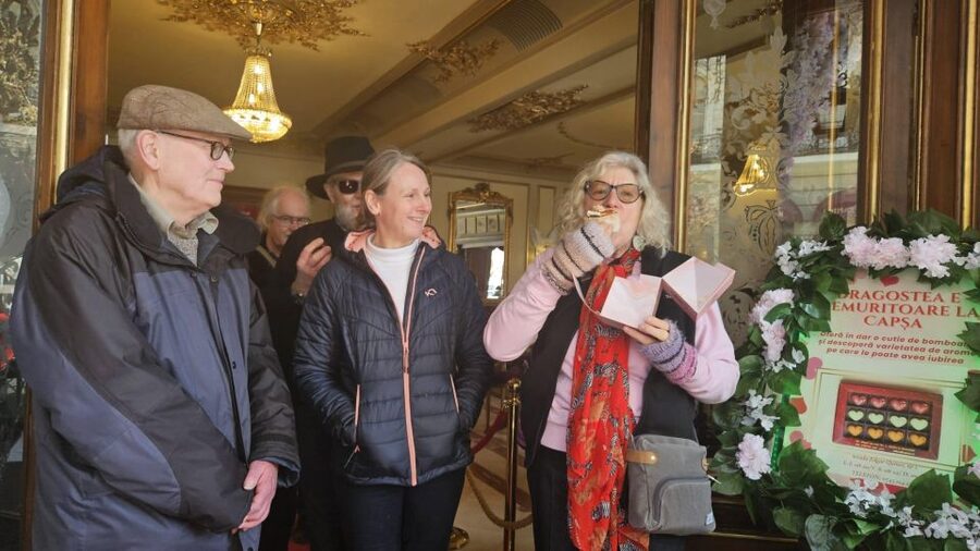 Bucharest: Sweet Delights History and Desserts Walking Tour - Who should book this Bucharest walk