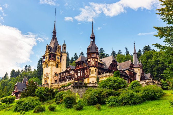 Bucharest to Dracula Castle, Peles Castle and Brasov Guided Tour - Peleș Castle and Sinaia’s royal setting