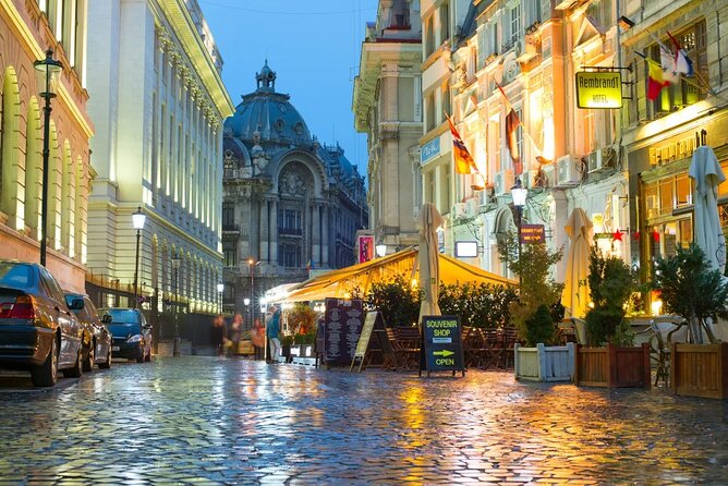 Bucharest VIP Bar Crawl in Lipscani 'Old Town' - A private guide who stays with your group