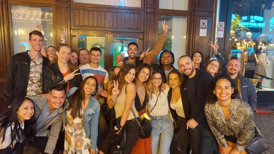 Bucharest: Weekend Pub Crawl - Guides, photos, and the social side