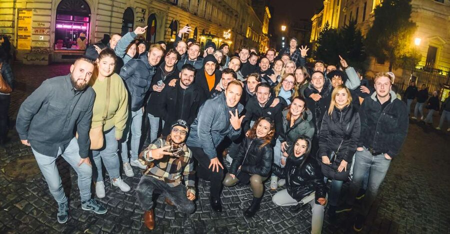 Bucharest: Weekend Pub Crawl - Safety, dress, and pacing